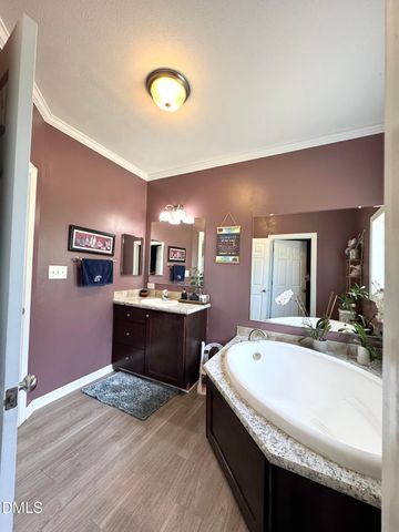 640 Tart Town Road, Dunn, NC 28334