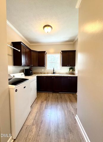 640 Tart Town Road, Dunn, NC 28334