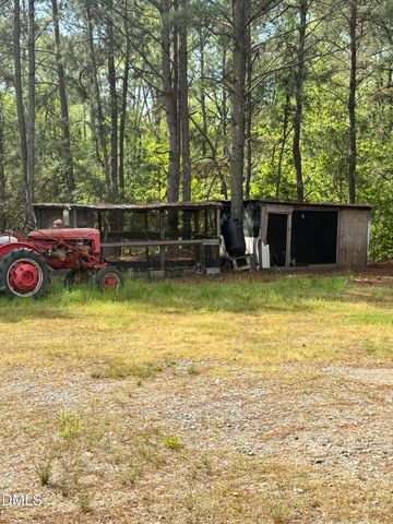 640 Tart Town Road, Dunn, NC 28334