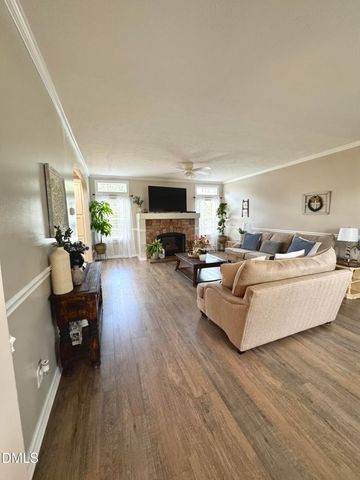 640 Tart Town Road, Dunn, NC 28334