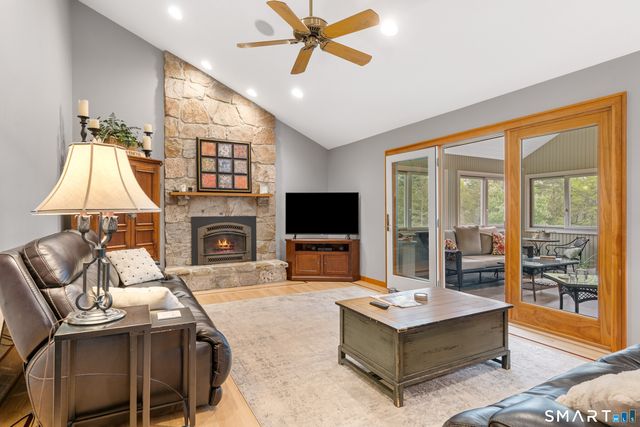66 Rivergate Lane, Berlin, CT 06023