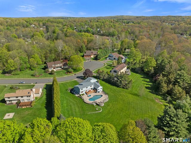 66 Rivergate Lane, Berlin, CT 06023