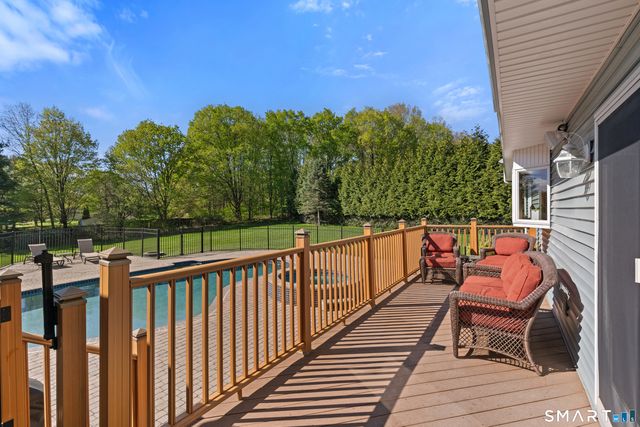 66 Rivergate Lane, Berlin, CT 06023