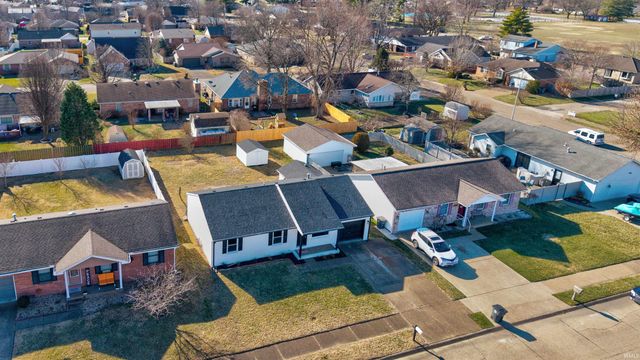 4209 Derby Lane, Evansville, IN 47715