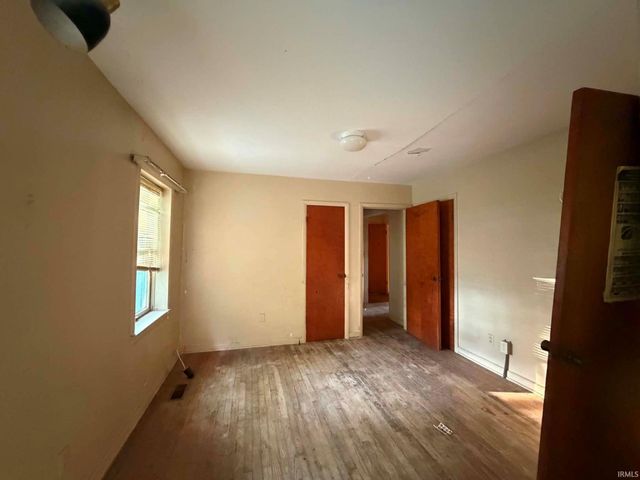 785 W Main Street, Bloomfield, IN 47424
