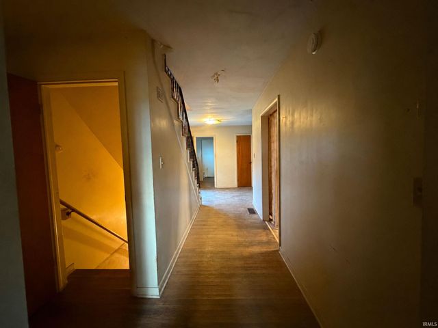 785 W Main Street, Bloomfield, IN 47424