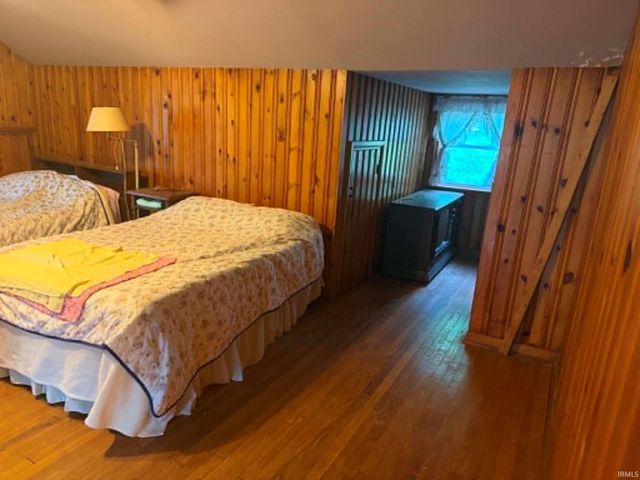 785 W Main Street, Bloomfield, IN 47424