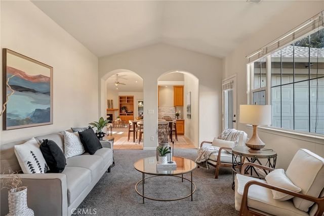 1025 Raven Lane, Chico, CA 95926