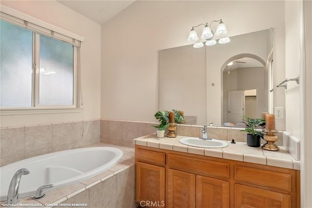 1025 Raven Lane, Chico, CA 95926