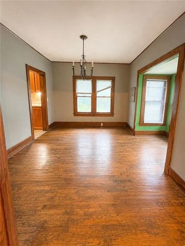606 W 4th Street, Holden, MO 64040