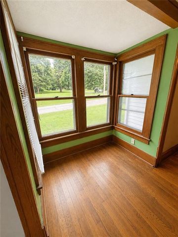 606 W 4th Street, Holden, MO 64040