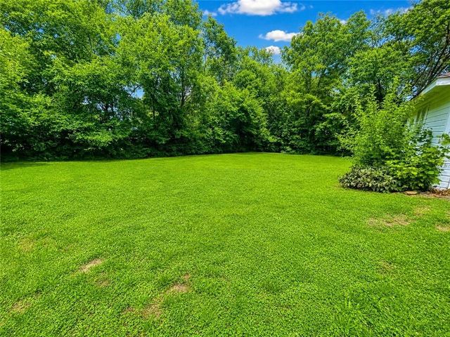 606 W 4th Street, Holden, MO 64040
