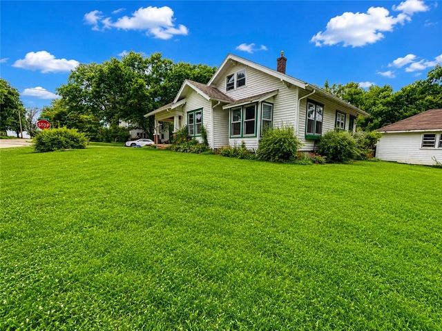 606 W 4th Street, Holden, MO 64040