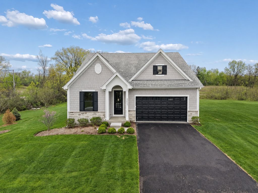 20470 N Old Hicks Road, Long Grove, IL 60047