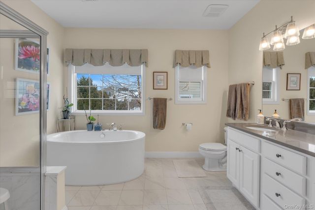 390 Stonecrop Road, Aquebogue, NY 11931