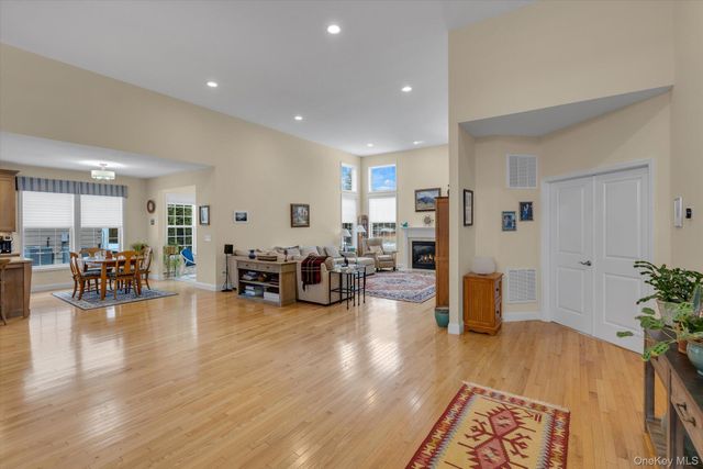 390 Stonecrop Road, Aquebogue, NY 11931