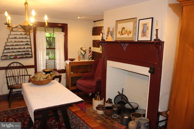 110-114 E MARKET ST, Marietta, PA 17547