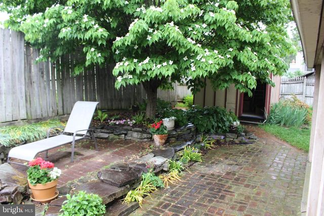 110-114 E MARKET ST, Marietta, PA 17547