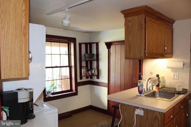 110-114 E MARKET ST, Marietta, PA 17547