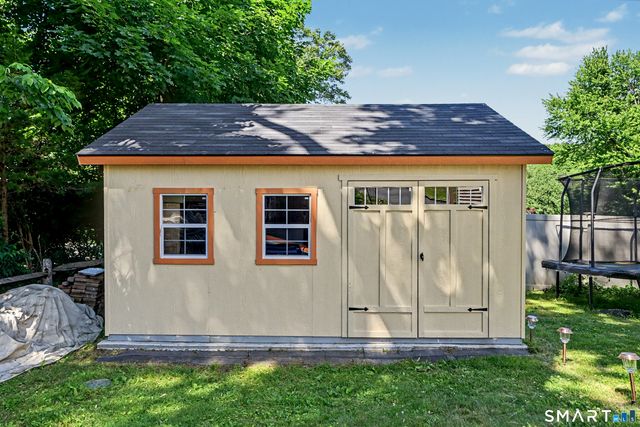 59 Creeping Hemlock Drive, Norwalk, CT 06851