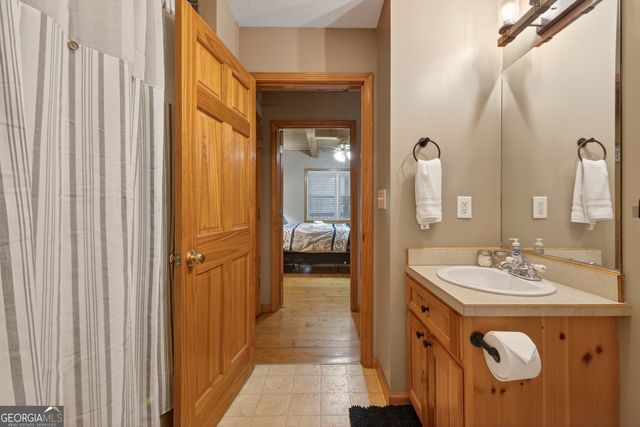 697 Zeppelin Strasse, Helen, GA 30545