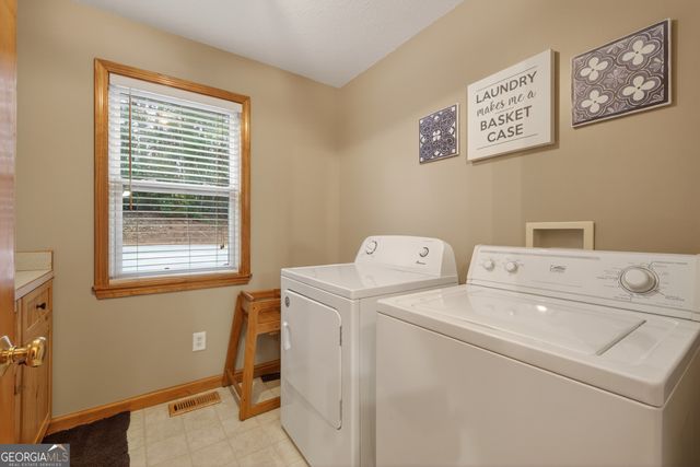 697 Zeppelin Strasse, Helen, GA 30545