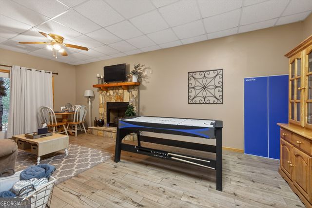 697 Zeppelin Strasse, Helen, GA 30545