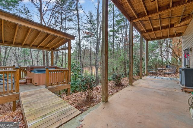 697 Zeppelin Strasse, Helen, GA 30545
