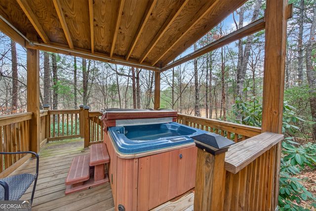 697 Zeppelin Strasse, Helen, GA 30545