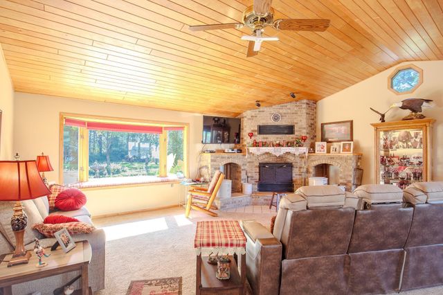 6318 Lavinia Road NE, Northern Twp, MN 56601