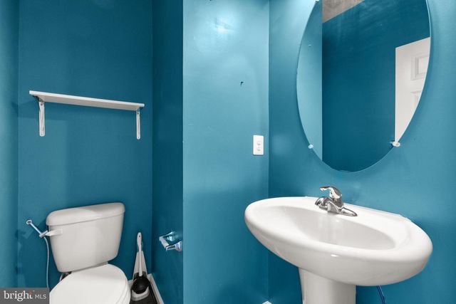 111 ROTUNDA DR, Stephenson, VA 22656