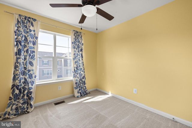 111 ROTUNDA DR, Stephenson, VA 22656