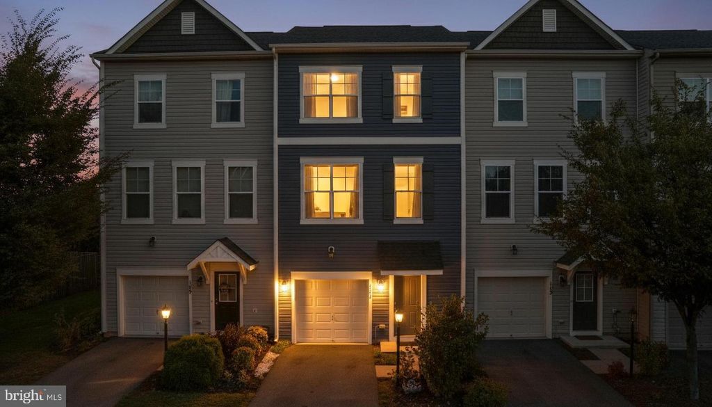 111 ROTUNDA DR, Stephenson, VA 22656