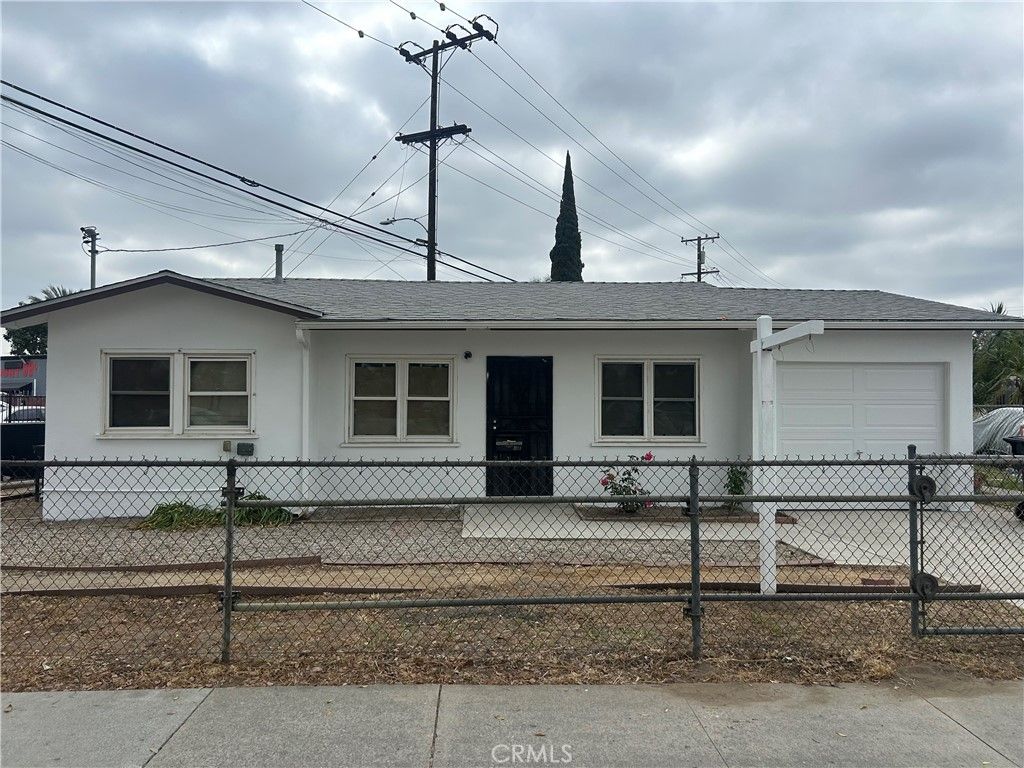 8022 Jaboneria, Bell Gardens, CA 90201