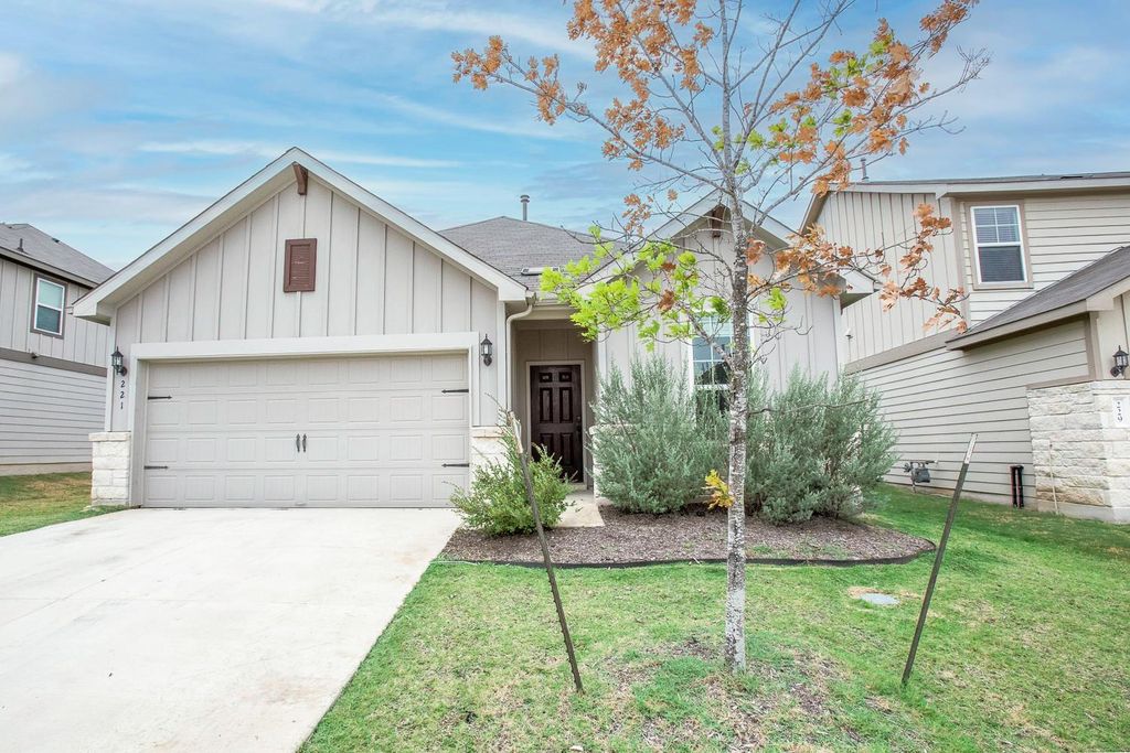 221 Grace Lilly DR, Buda, TX 78610