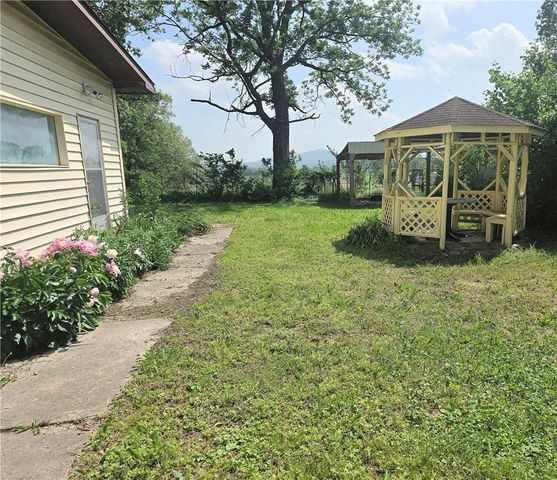 1749 Oaklawn, Harrison, AR 72601