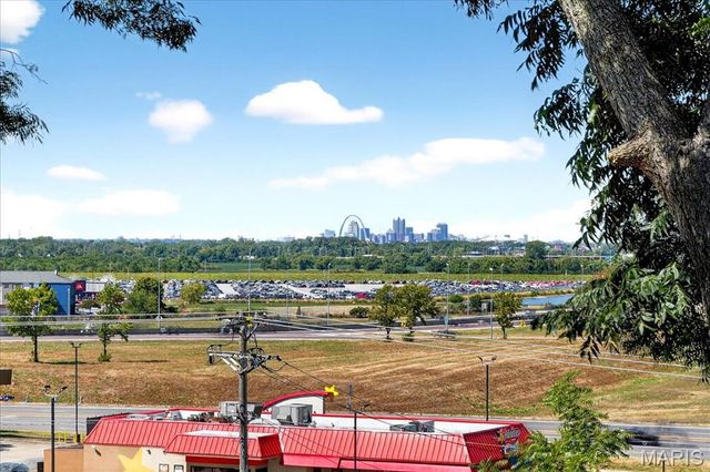 2510 N 89th Street, Caseyville, IL 62232