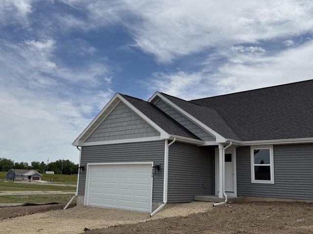 309 Orchid Avenue, Stoughton, WI 53589