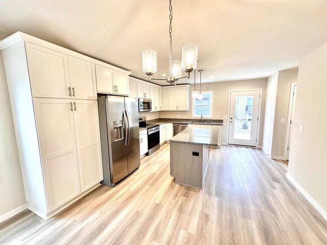 309 Orchid Avenue, Stoughton, WI 53589