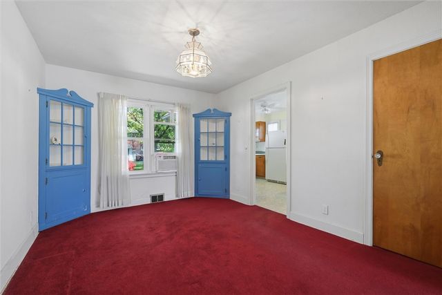 221 E Edgewood Avenue, New Castle, PA 16105