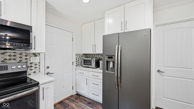 7608 W Mockingbird Court, Fairland, IN 46126