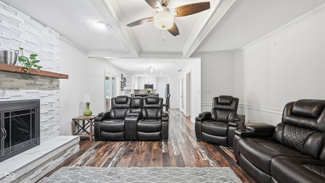 7608 W Mockingbird Court, Fairland, IN 46126