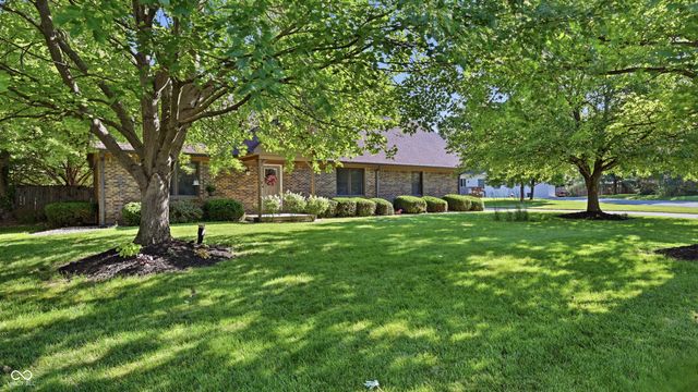 7608 W Mockingbird Court, Fairland, IN 46126