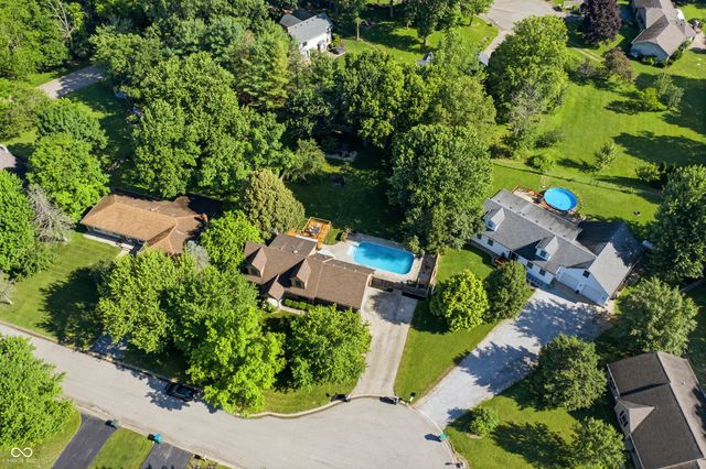 7608 W Mockingbird Court, Fairland, IN 46126