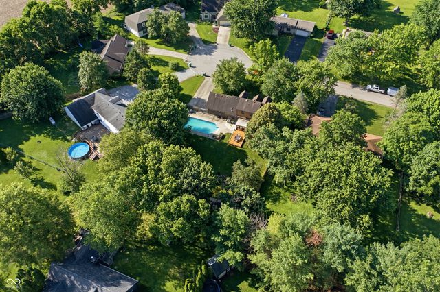 7608 W Mockingbird Court, Fairland, IN 46126