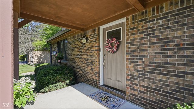 7608 W Mockingbird Court, Fairland, IN 46126