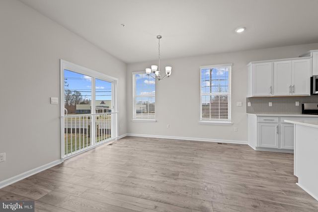 8120 CYPRESS POINT DR, Rosedale, MD 21237