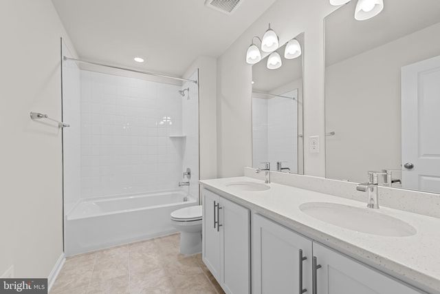 8120 CYPRESS POINT DR, Rosedale, MD 21237
