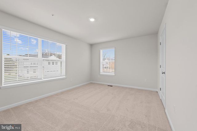 8120 CYPRESS POINT DR, Rosedale, MD 21237