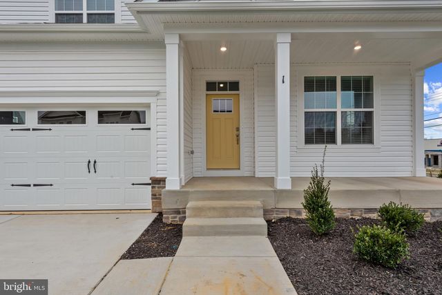 8120 CYPRESS POINT DR, Rosedale, MD 21237
